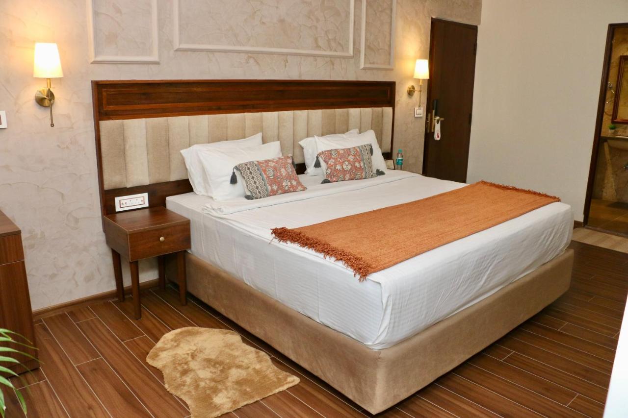 Nalapad'S Hotel Bangalore International Zewnętrze zdjęcie