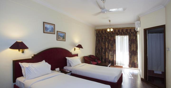 Nalapad'S Hotel Bangalore International Zewnętrze zdjęcie