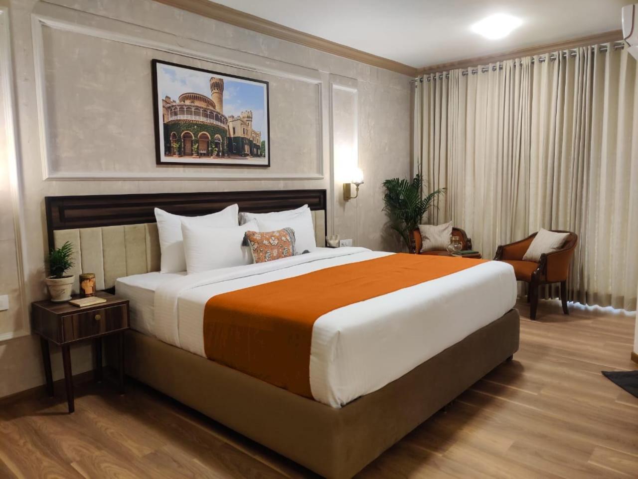 Nalapad'S Hotel Bangalore International Zewnętrze zdjęcie