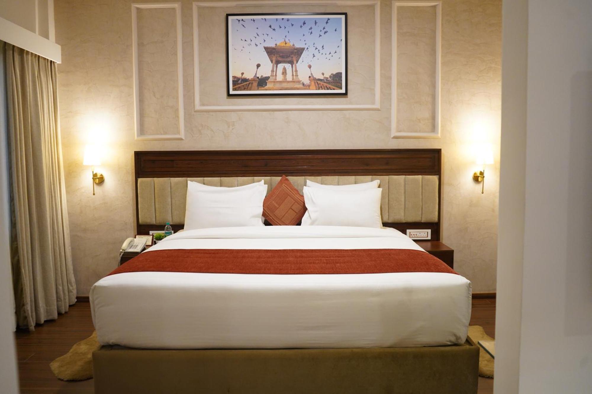 Nalapad'S Hotel Bangalore International Zewnętrze zdjęcie