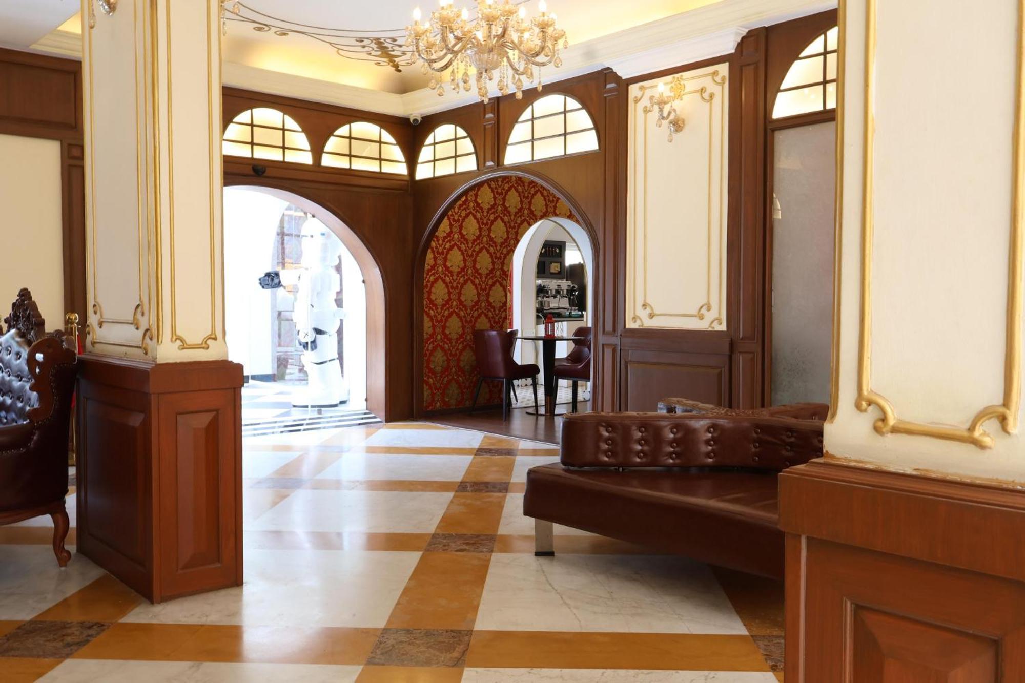 Nalapad'S Hotel Bangalore International Zewnętrze zdjęcie