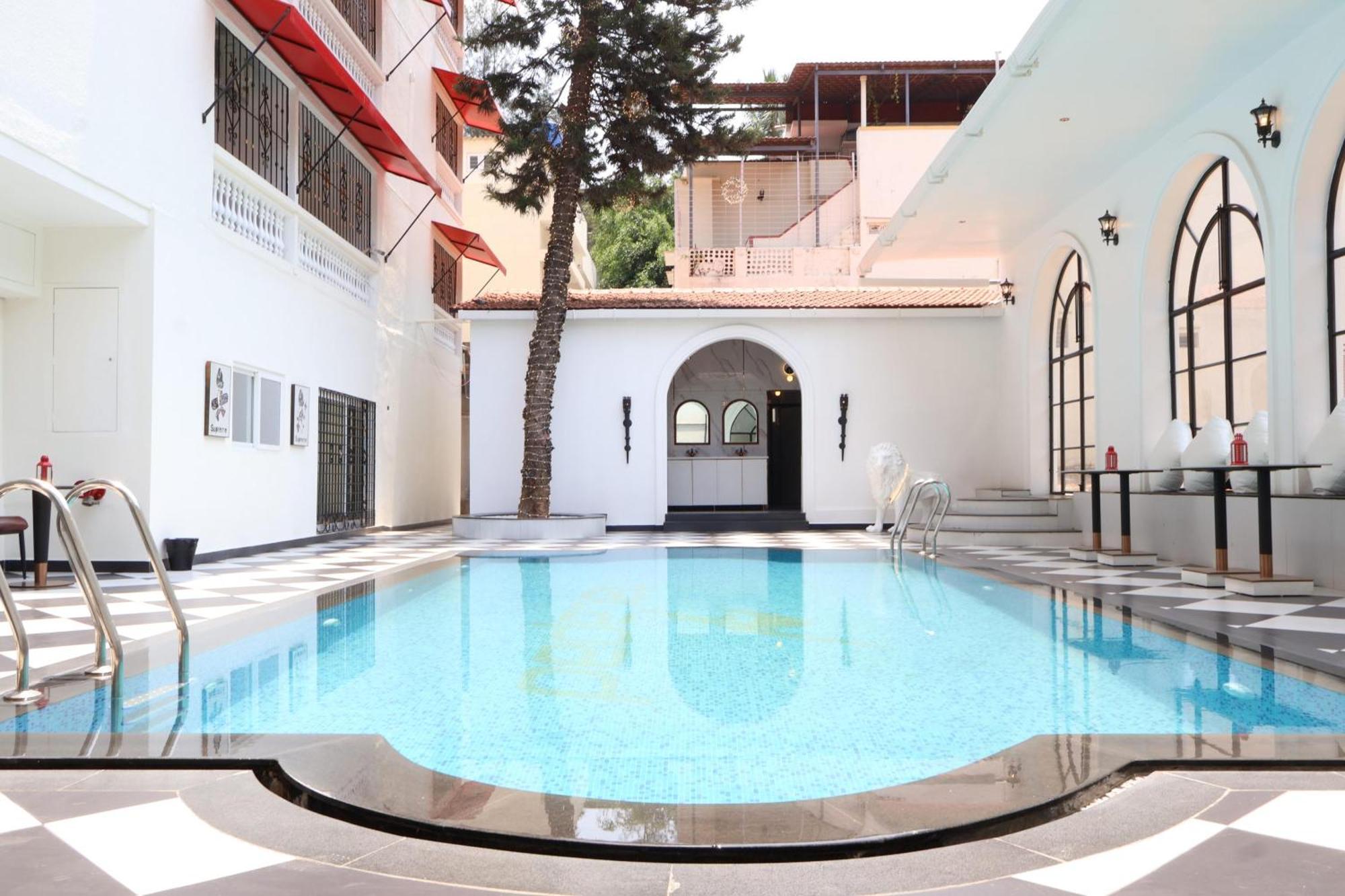 Nalapad'S Hotel Bangalore International Zewnętrze zdjęcie