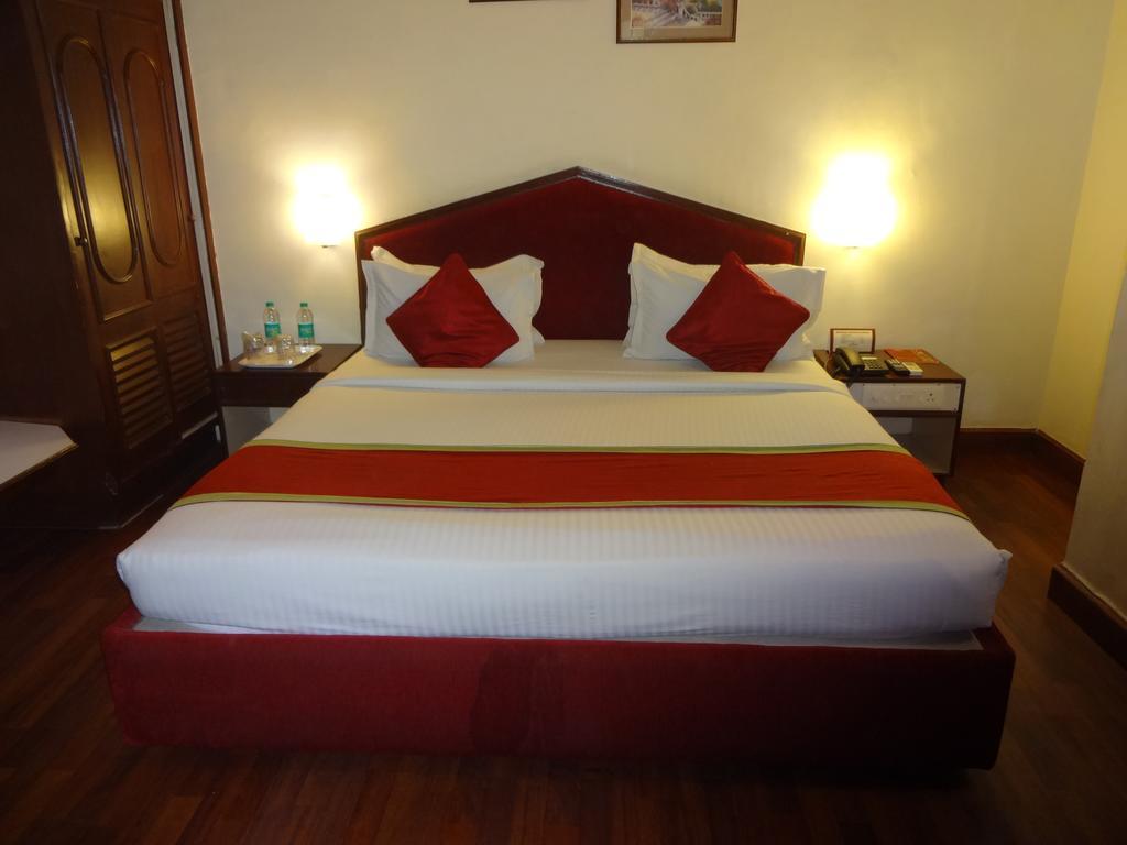 Nalapad'S Hotel Bangalore International Zewnętrze zdjęcie